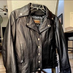 Brand new Black VALKYRIE Women’s Leather Motorcycle Jacket! Open To Offers!